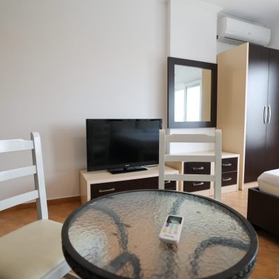 apartament shkembi iakavajes nga tirent