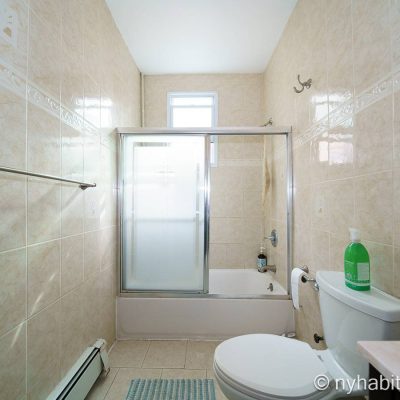 https://www.nyhabitat.com (photo NY-19508D18)